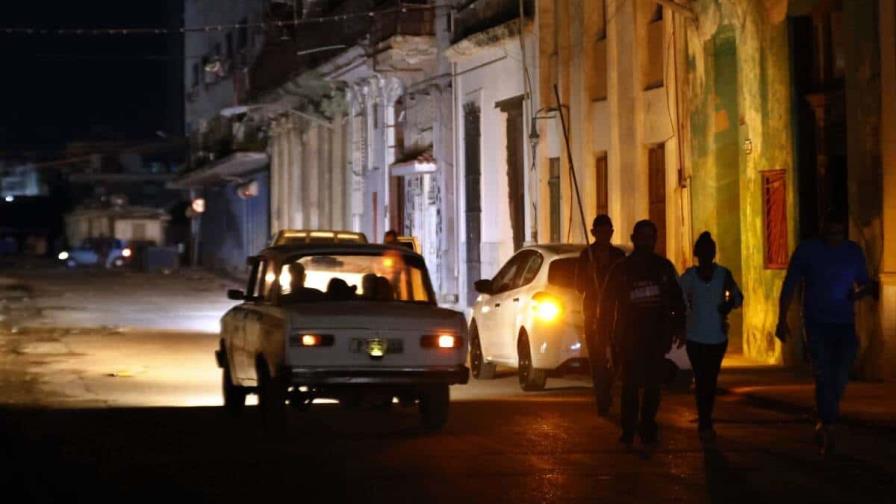 Los apagones afectarán a Cuba este domingo hasta el 43 % de su territorio simultáneamente Los apagones afectarán a Cuba este domingo hasta el 43 % de su territorio simultáneamente